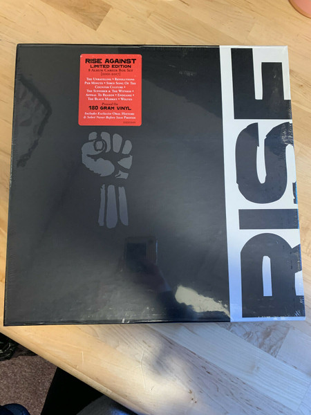 Rise Against - Career Vinyl Box Set (2001-2017) (8LP - Limited Boxset Edition - Clear Vinyl) | Interscope Records (B0028338-01) - 3 Rise Against - Career Vinyl Box Set (2001-2017) (8LP - Limited Boxset Edition - Clear Vinyl) | Interscope Records (B0028338-01) - 3