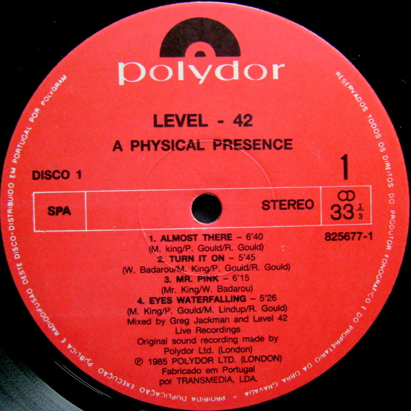 Level 42 - A Physical Presence | Polydor (LP 825 677-1) - 3