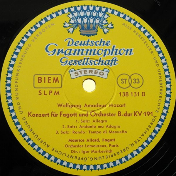 Wolfgang Amadeus Mozart / Maria Stader ‧ Oralia Dominguez ‧ Ernst Haefliger ‧ Michel Roux ‧ Choeurs Elisabeth Brasseur ‧ Maurice Allard ‧ Orchestre Des Concerts Lamoureux ‧ Dirigent: Igor Markevitch - Krönungsmesse KV 317 ‧ Fagottkonzert KV 191 | Deutsche Grammophon (138 131 SLPM) - 4