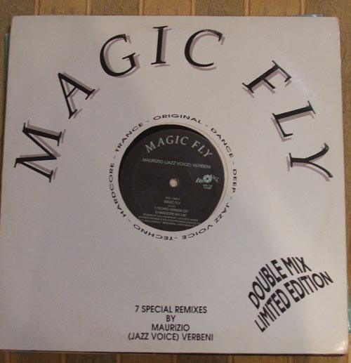 Maurizio Verbeni - Magic Fly | Discomagic Records (MIX 738) - 2 Maurizio Verbeni - Magic Fly | Discomagic Records (MIX 738) - 2