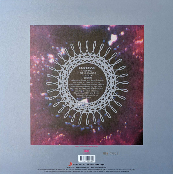 Curve - Cherry | Music On Vinyl (MOV12032) - 2 Curve - Cherry | Music On Vinyl (MOV12032) - 2