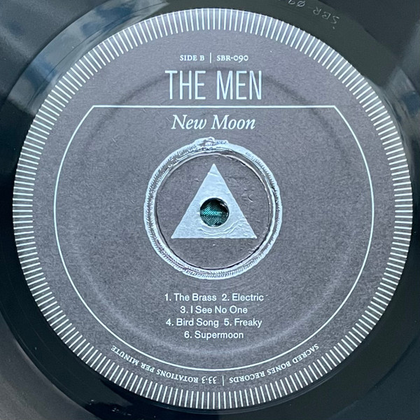 The Men - New Moon | Sacred Bones Records (SBR-090) - 4