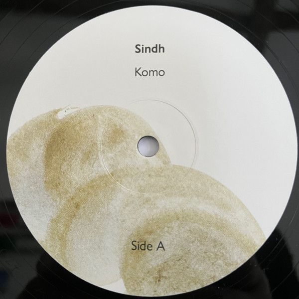 Sindh - Komo | Lowless Music (LLESS027) - 3