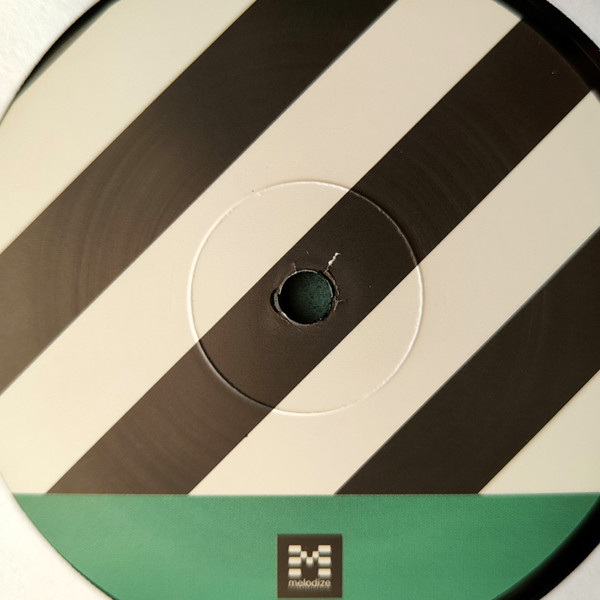 Undo and Casiowaves - Casiobass EP | Melodize, Inc. (MELOD 013) - 4 Undo and Casiowaves - Casiobass EP | Melodize, Inc. (MELOD 013) - 4
