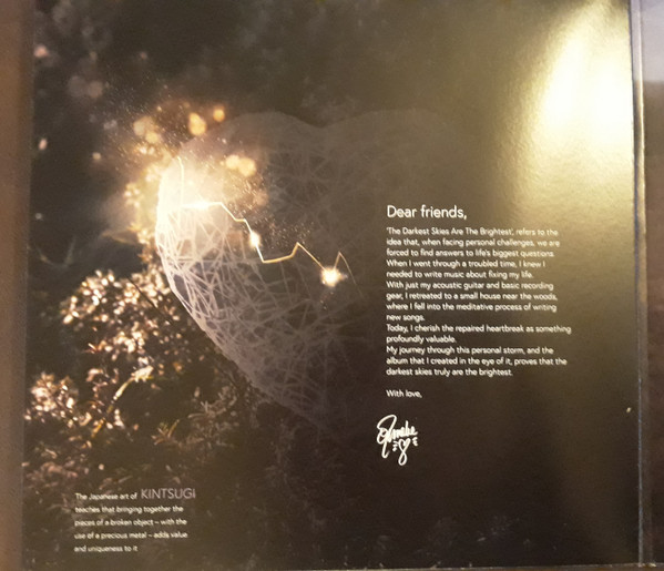 Anneke van Giersbergen - The Darkest Skies Are The Brightest | Inside Out Music (IOMLP 577) - 3 Anneke van Giersbergen - The Darkest Skies Are The Brightest | Inside Out Music (IOMLP 577) - 3