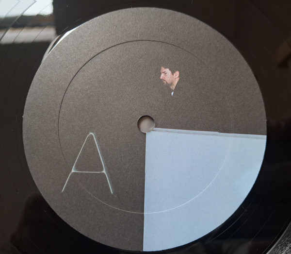 TVB - The Very Bass | U Know Me Records (UKM 117) - 3 TVB - The Very Bass | U Know Me Records (UKM 117) - 3