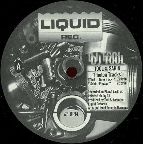 Tool & DJ Sakin - Photon Tracks | Liquid Rec. (LQ 026-6)
