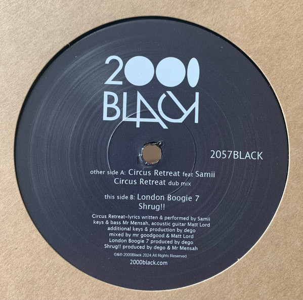 2000 Black - Circus Retreat | 2000 Black (2057BLACK)
