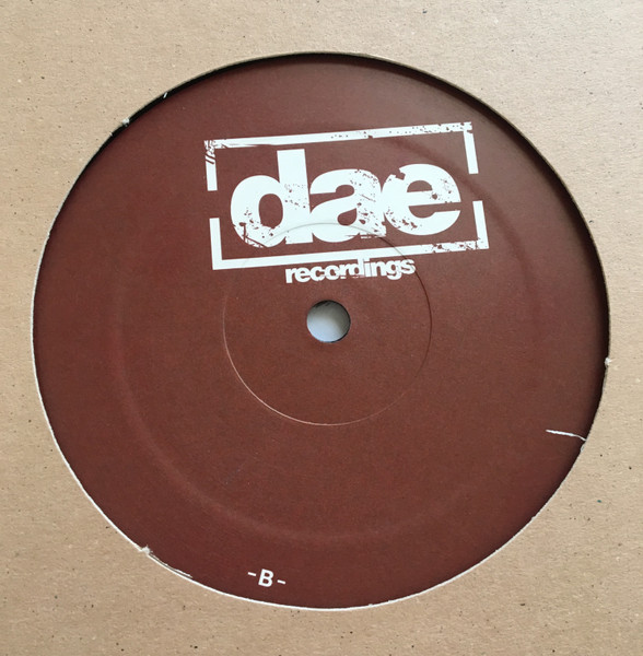 Ten Gallon Hats - Patience | Dae Recordings (dae 004) - 2 Ten Gallon Hats - Patience | Dae Recordings (dae 004) - 2