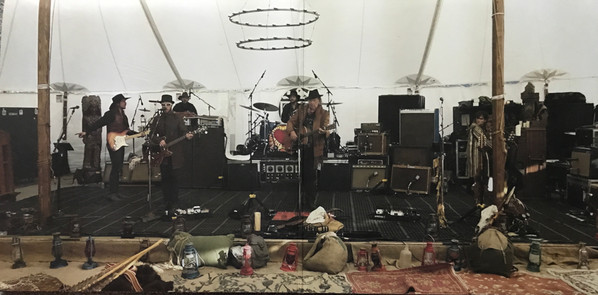 Neil Young + Promise Of The Real - Paradox | Reprise Records (9362-49082-0) - 2 Neil Young + Promise Of The Real - Paradox | Reprise Records (9362-49082-0) - 2