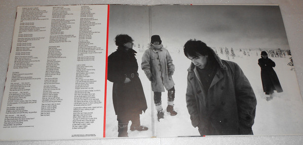 U2 - War | Island Records (10.205259.40) - 4 U2 - War | Island Records (10.205259.40) - 4