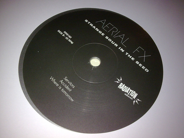 Aerial FX - Watching The Dance | Radiation Records (RRS182) - 3