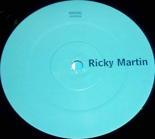 Ricky Martin - La Bomba | Columbia (XPR2561) - main Ricky Martin - La Bomba | Columbia (XPR2561) - main