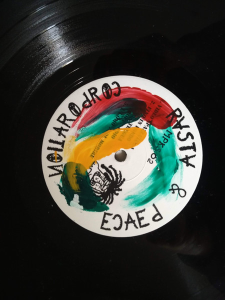Warfare / Rasta & Peace Corporation - Ai Confini Della Realtà | Nuclear Sun Punk Records (NSP 04+301) - 4