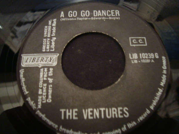 The Ventures - A Go Go Dancer / I Like It Like That | Liberty (LIB 10239 G) - main