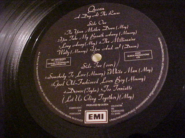 Queen - A Day At The Races | EMI (8E 068 98485) - 4