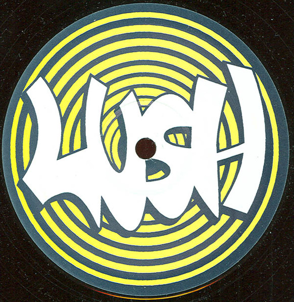 Friends, Lovers & Family - Tribute EP | Lush Recordings (LUSH 02) - 2