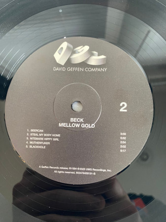 Beck - Mellow Gold | DGC (602478459191) - 4 Beck - Mellow Gold | DGC (602478459191) - 4