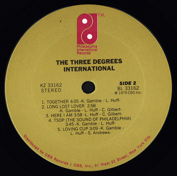 The Three Degrees - International | Philadelphia International Records (KZ 33162) - 4 The Three Degrees - International | Philadelphia International Records (KZ 33162) - 4