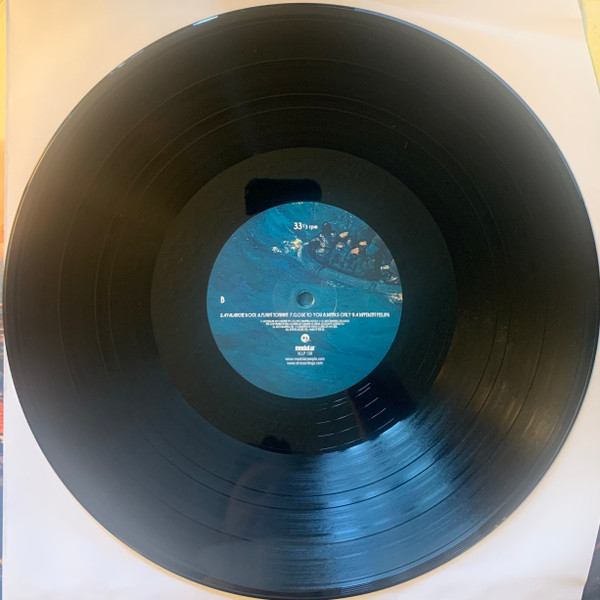 The Avalanches - Since I Left You | XL Recordings (XLLP 138) - 4 The Avalanches - Since I Left You | XL Recordings (XLLP 138) - 4