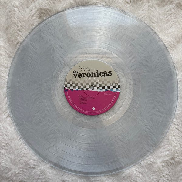 The Veronicas - The Secret Life Of... | Sire (08122781369) - 3 The Veronicas - The Secret Life Of... | Sire (08122781369) - 3