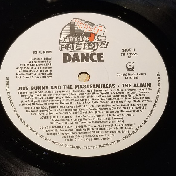 Jive Bunny And The Mastermixers - The Album (C'C'Come On Everybody) | Music Factory (ST-897665) - 3