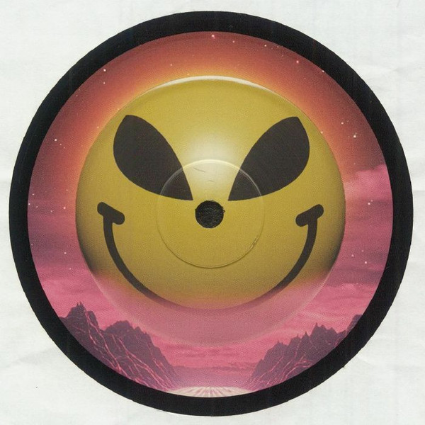 Alien Rave - Deep Space | Alien Rave Beats (ARBVIN002) - 2