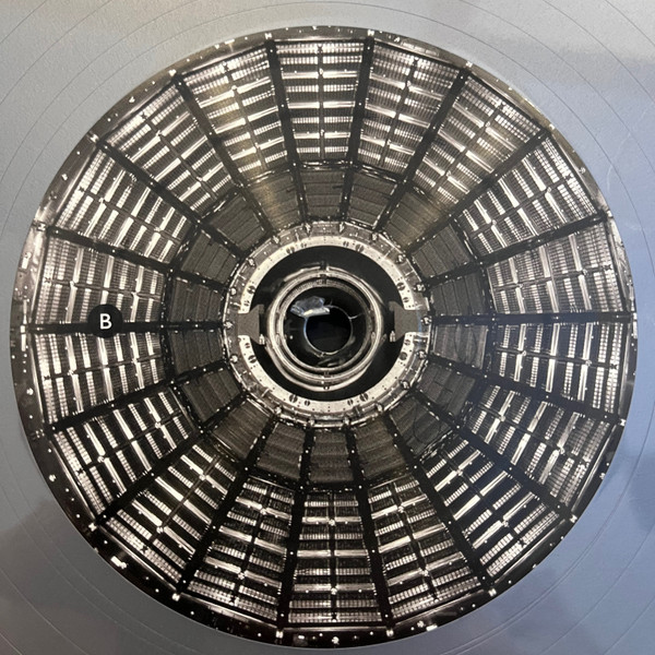 Dopplereffekt - Calabi Yau Space | WéMè Records (WEME313.30) - 4 Dopplereffekt - Calabi Yau Space | WéMè Records (WEME313.30) - 4