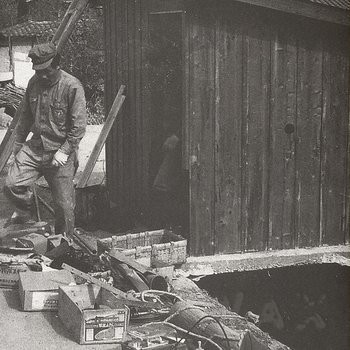 Sells His Record Collection