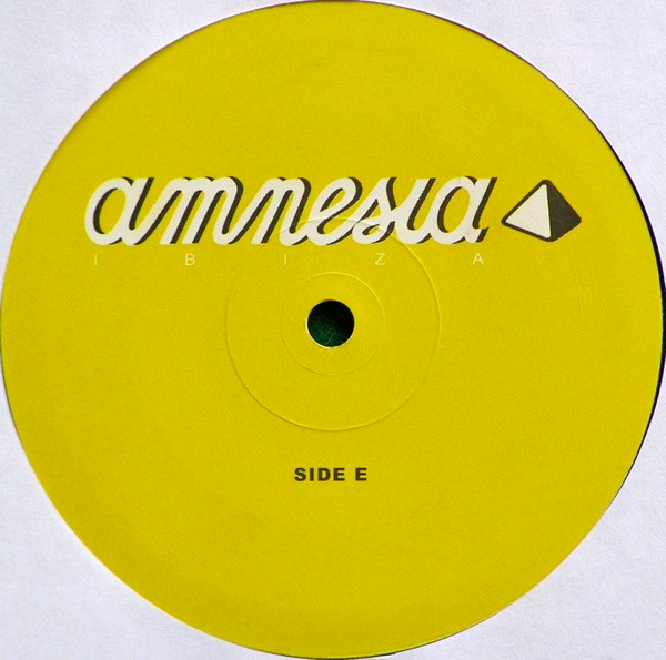 Various - Amnesia Ibiza: Get Into... Summer 2002 | DJ Center Records (Amnesia 2002) - 4