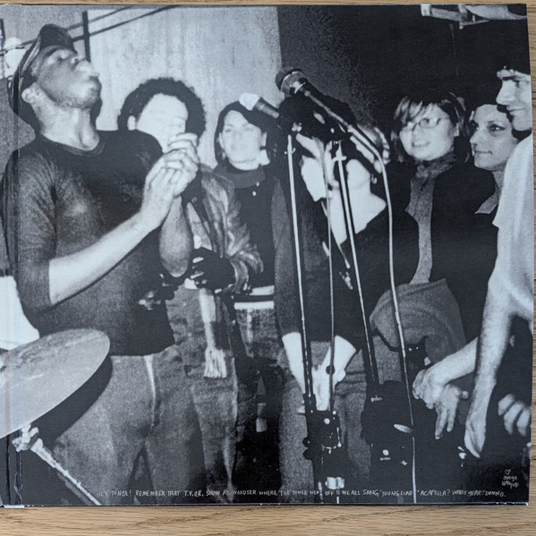 TV On The Radio - Desperate Youth, Blood Thirsty Babes | Touch And Go (tg415) - 3