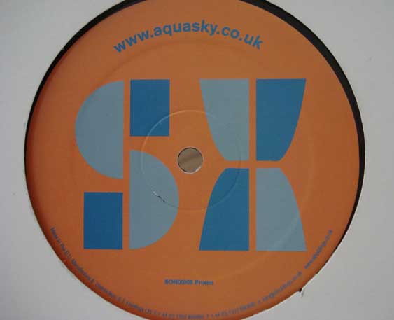 Aquasky - Badlands (Bassline & Drumsound Rmx) / Sucker Punch (Accidental Heroes Rmx) | Sonix (SONIX006) - 2 Aquasky - Badlands (Bassline & Drumsound Rmx) / Sucker Punch (Accidental Heroes Rmx) | Sonix (SONIX006) - 2