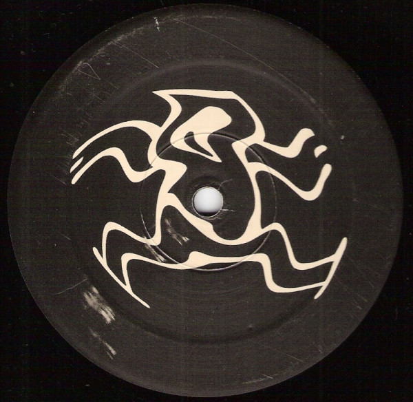 Eddie Amador - The Funk (Remixes) | Yoshitoshi Recordings (YR068) - 3 Eddie Amador - The Funk (Remixes) | Yoshitoshi Recordings (YR068) - 3