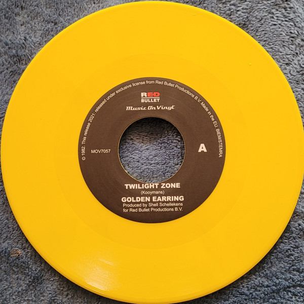 Golden Earring - Twilight Zone / When The Lady Smiles | Music On Vinyl (MOV7057) - 3 Golden Earring - Twilight Zone / When The Lady Smiles | Music On Vinyl (MOV7057) - 3
