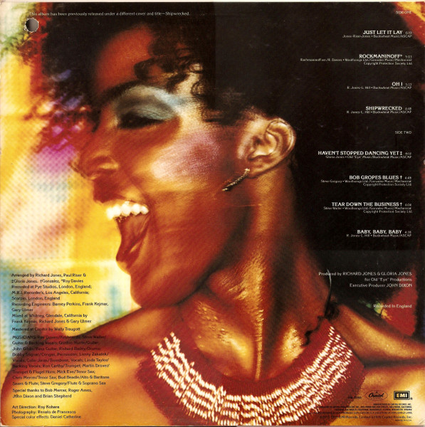 Gonzalez - Haven't Stopped Dancin' | Capitol Records (SW-11855) - 2 Gonzalez - Haven't Stopped Dancin' | Capitol Records (SW-11855) - 2