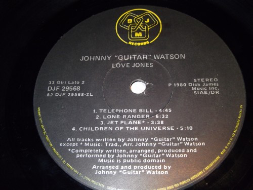 Johnny Guitar Watson - Love Jones | DJM Records (DJF 29568) - 2 Johnny Guitar Watson - Love Jones | DJM Records (DJF 29568) - 2