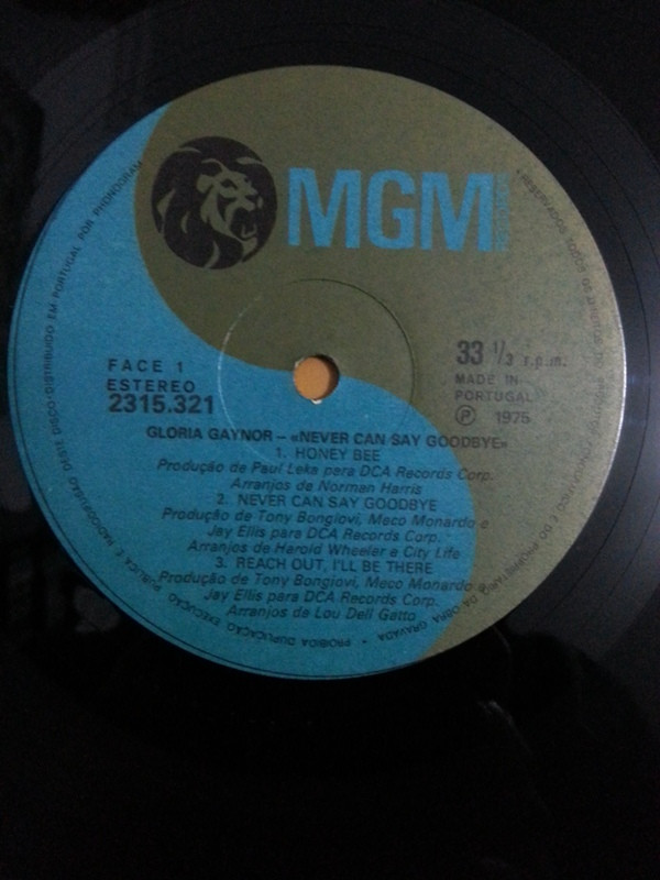 Gloria Gaynor - Never Can Say Goodbye | MGM Records (2315 321) - 3