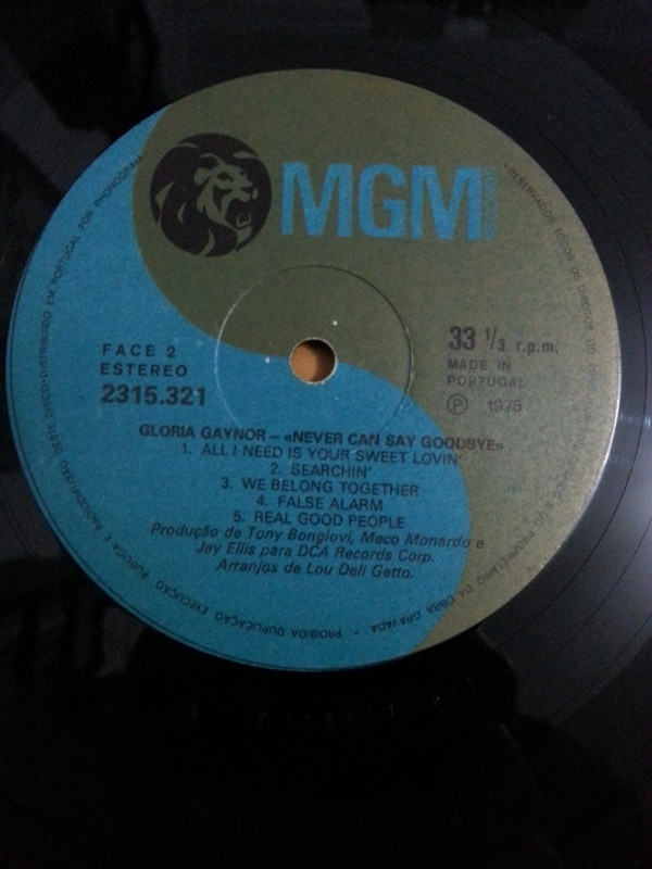 Gloria Gaynor - Never Can Say Goodbye | MGM Records (2315 321) - 4