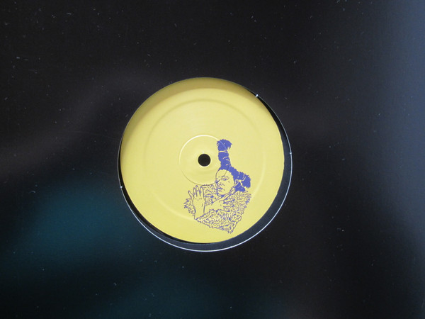 Lila Iké - Coming | Not On Label (32564 - 1A YHWH2021) - 2 Lila Iké - Coming | Not On Label (32564 - 1A YHWH2021) - 2