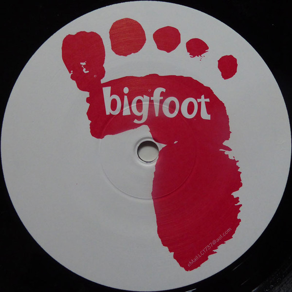 Sexual Preacher - Don't Dance, Fuck! | Bigfoot (M1236) - 3
