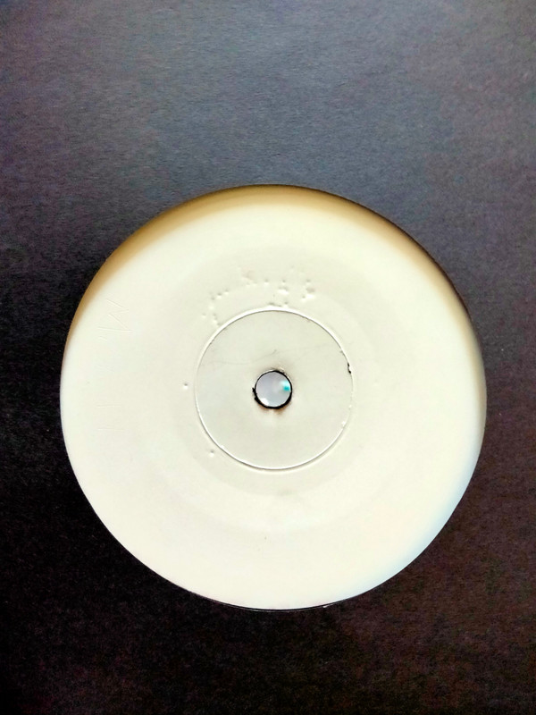 The Inn House Crew Ft. Vin Gordon - Blood Red / Well Pleased | Room In The Sky (MBX198) - 2 The Inn House Crew Ft. Vin Gordon - Blood Red / Well Pleased | Room In The Sky (MBX198) - 2