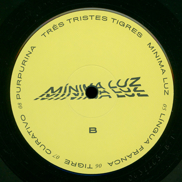 Três Tristes Tigres - Mínima Luz | Not On Label (Três Tristes Tigres Self-released) (none) - 4