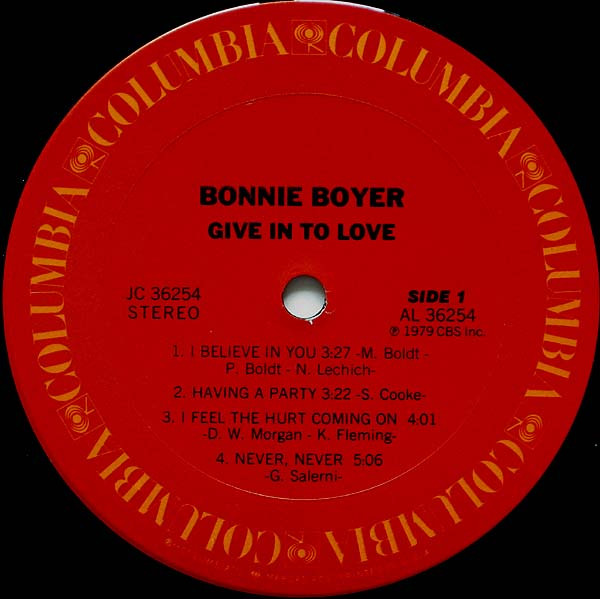 Bonnie Boyer - Give In To Love | Columbia (JC 36254) - 3