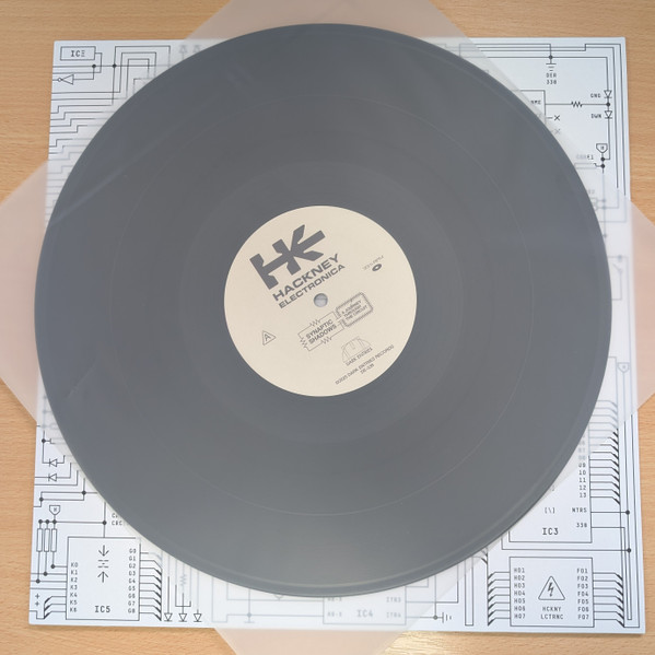 Hackney Electronica - Synaptic Shadows: A Journey Through The Circuit | Dark Entries (DE-338) - 3 Hackney Electronica - Synaptic Shadows: A Journey Through The Circuit | Dark Entries (DE-338) - 3
