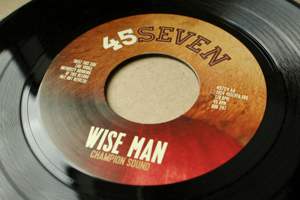 Champion Sound - Gun Fevah | 45Seven (45724) - 4