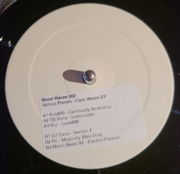 Various - Cave Waves EP | Mood Waves (MW002)