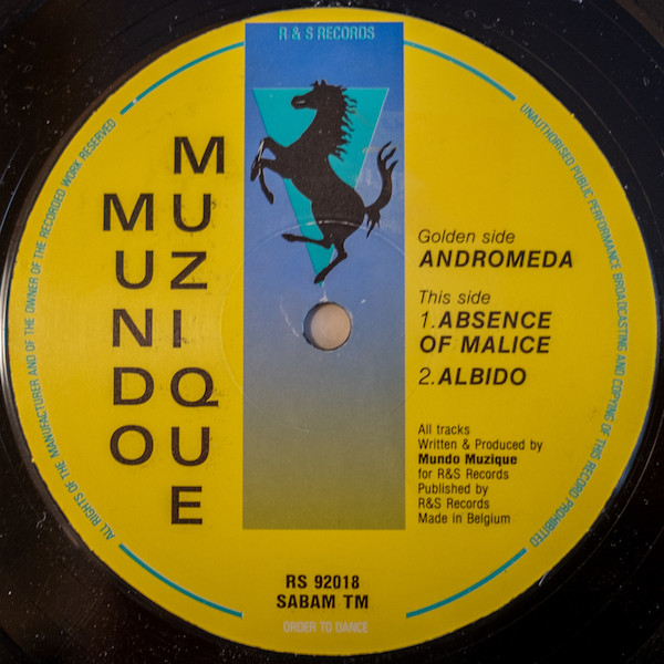Mundo Muzique - Andromeda | R & S Records (RS 92018) - 4