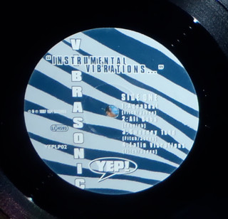 Vibrasonic - Instrumental Vibrations | Yep! Records (YEPLP02) - 3 Vibrasonic - Instrumental Vibrations | Yep! Records (YEPLP02) - 3