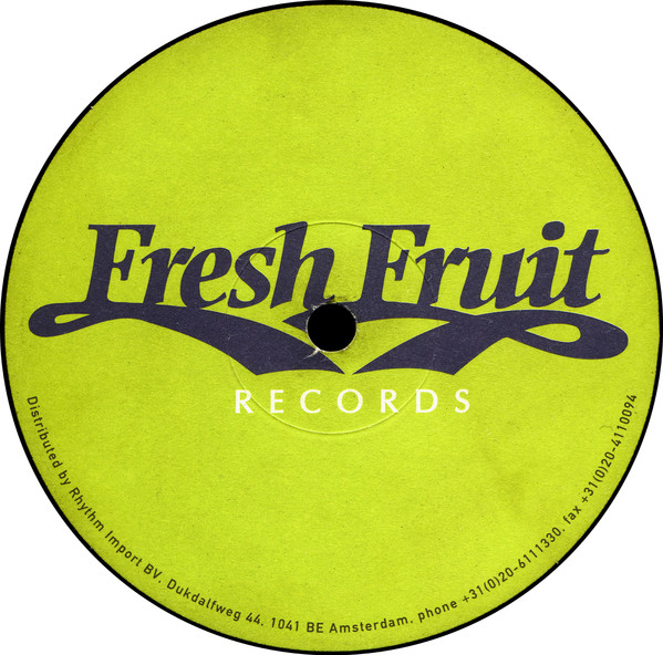 Les Indiscretes - Mob Hunter | Fresh Fruit Records (EPFF23) - 4