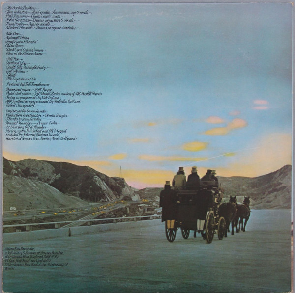 The Doobie Brothers - The Captain And Me | Warner Bros. Records (BS 2694) - 4